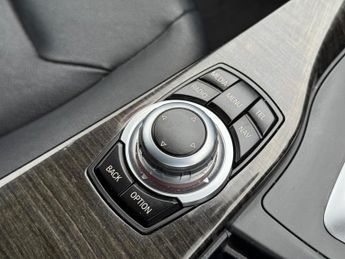 BMW 3 Series 2.0 320d Luxury Touring Auto Euro 6 (s/s) 5dr
