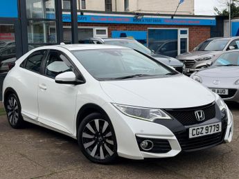 Honda Civic 1.8 i-VTEC SE Plus (Navi) Hatchback 5dr Petrol Manual Euro 6 (s/