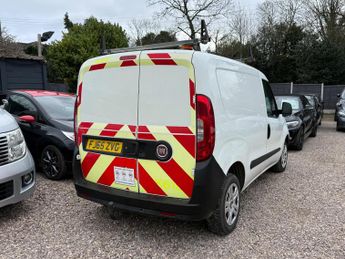 Fiat Doblo 1.3 JTD MultiJet 16v L1 H1 4dr