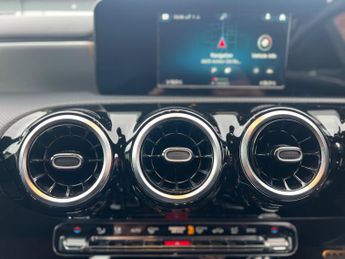 Mercedes-Benz A Class 1.5 A180d AMG Line 7G-DCT Euro 6 (s/s) 5dr