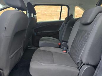 Ford Grand C-Max 1.0T EcoBoost Zetec Euro 6 (s/s) 5dr
