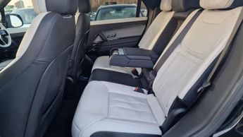 Land Rover Range Rover Sport 3.0 D300 MHEV Dynamic SE Auto 4WD Euro 6 (s/s) 5dr