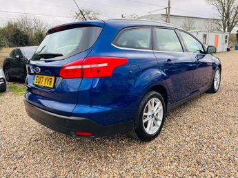 Ford Focus 1.0T EcoBoost Zetec Auto Euro 6 (s/s) 5dr