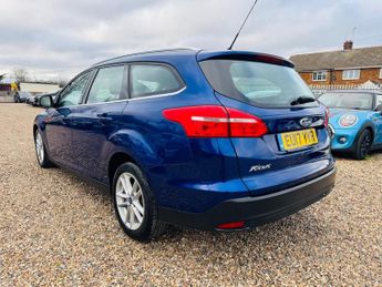 Ford Focus 1.0T EcoBoost Zetec Auto Euro 6 (s/s) 5dr