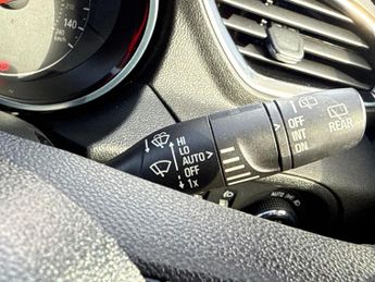 Vauxhall Grandland X 1.2 Turbo Sport Nav Auto Euro 6 (s/s) 5dr