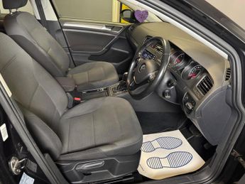 Volkswagen Golf 2.0 TDI BlueMotion Tech SE DSG Euro 5 (s/s) 5dr