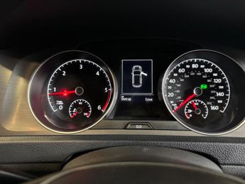 Volkswagen Golf 2.0 TDI BlueMotion Tech SE DSG Euro 5 (s/s) 5dr