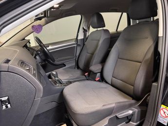 Volkswagen Golf 2.0 TDI BlueMotion Tech SE DSG Euro 5 (s/s) 5dr