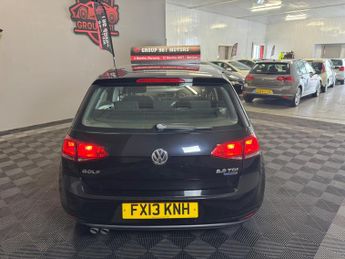 Volkswagen Golf 2.0 TDI BlueMotion Tech SE DSG Euro 5 (s/s) 5dr