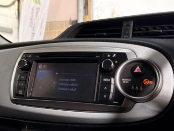 Toyota Yaris 1.5 VVT-h T4 CVT Euro 5 5dr