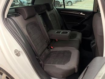 Volkswagen Golf 2.0 TDI BlueMotion Tech GT DSG Euro 5 (s/s) 5dr