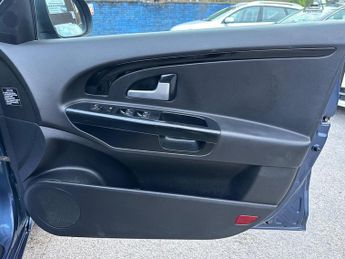 Kia Ceed 1.6 CRDi 3 Sports Wagon Euro 5 5dr