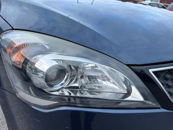 Kia Ceed 1.6 CRDi 3 Sports Wagon Euro 5 5dr