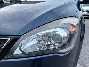 Kia Ceed 1.6 CRDi 3 Sports Wagon Euro 5 5dr