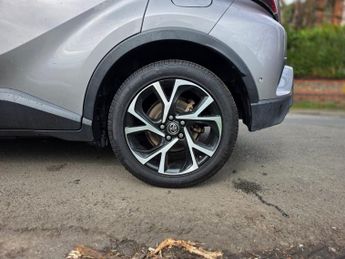 Toyota C-HR 1.8 VVT-h Dynamic CVT Euro 6 (s/s) 5dr