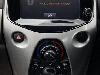 Peugeot 108 1.0 Active 2 Tronic Euro 6 5dr