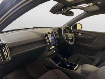 Volvo XC40 Recharge 69kWh Plus SUV 5dr Electric Auto (231 ps)