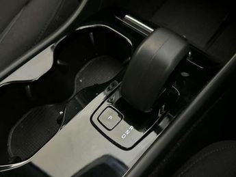 Volvo XC40 Recharge 69kWh Plus SUV 5dr Electric Auto (231 ps)