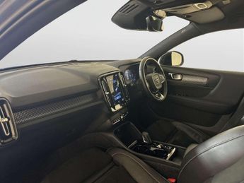 Volvo XC40 1.5h T4 Recharge 10.7kWh R-Design SUV 5dr Petrol Plug-in Hybrid 