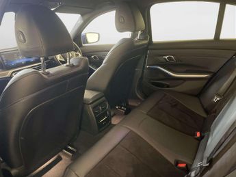 BMW 3 Series 2.0 320i M Sport Saloon 4dr Petrol Auto Euro 6 (s/s) (184 ps)