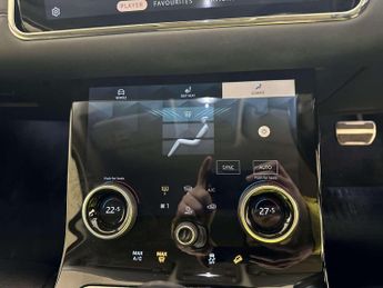 Land Rover Range Rover Evoque 1.5 P300e 12.2kWh R-Dynamic SE SUV 5dr Petrol Plug-in Hybrid Aut