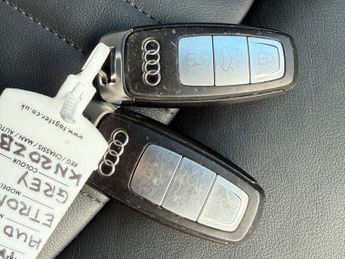 Audi e-tron 50 Technik Auto quattro 5dr 71.2kWh