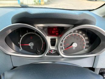 Ford Fiesta 1.25 Zetec 5dr