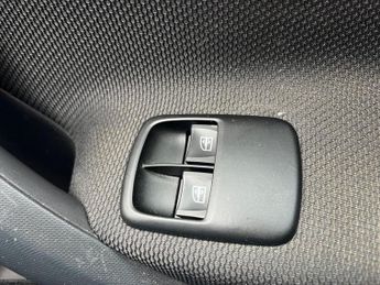 Smart forfour 17.6kWh Exclusive Hatchback 5dr Electric Auto (22kW Charger) (82