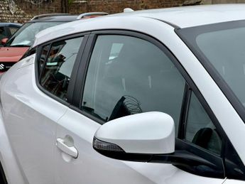 Toyota C-HR 1.8 VVT-h Icon CVT Euro 6 (s/s) 5dr