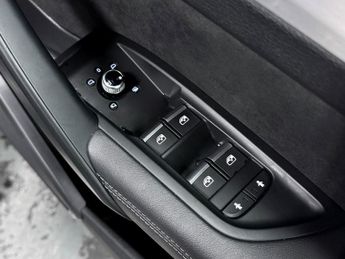 Audi Q5 2.0 TFSIe 55 S line Competition SUV 5dr Petrol Plug-in Hybrid S 