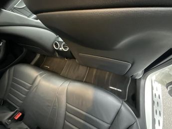 Mercedes-Benz Eqc 400 AMG LINE PREMIUM 4M