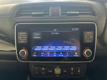 Nissan Leaf 40kWh N-Connecta Hatchback 5dr Electric Auto (150 ps)