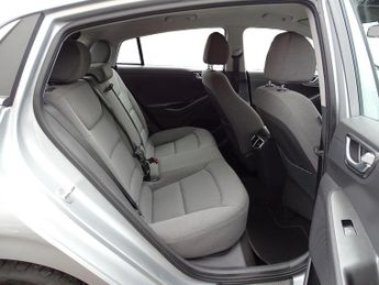 Hyundai IONIQ 38.3kWh Premium Auto 5dr
