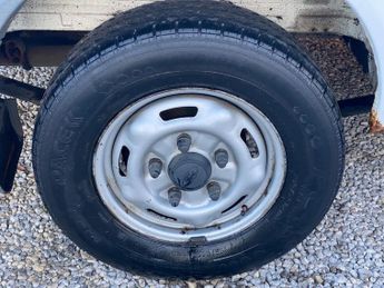 Ford Transit 2.2 TDCi 280 ECOnetic DPF FWD L1 H1 3dr