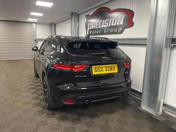 Jaguar F-PACE 2.0 D240 Chequered Flag Auto AWD Euro 6 (s/s) 5dr