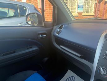 Vauxhall Agila 1.2 16V Club Auto Euro 4 5dr (AC)