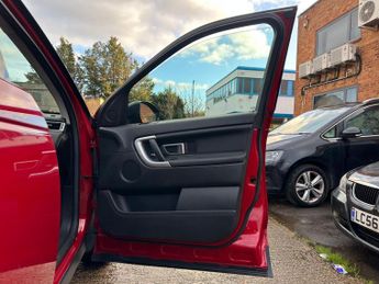 Land Rover Discovery Sport 2.0 TD4 HSE Auto 4WD Euro 6 (s/s) 5dr