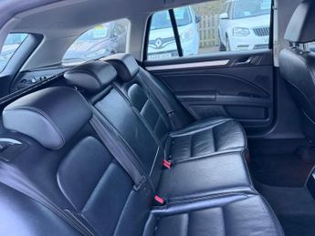 Skoda Superb 2.0 TDI Elegance DSG Euro 5 (s/s) 5dr