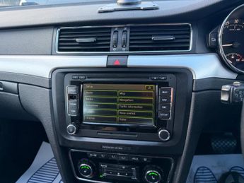 Skoda Superb 2.0 TDI Elegance DSG Euro 5 (s/s) 5dr