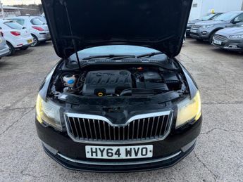 Skoda Superb 2.0 TDI Elegance DSG Euro 5 (s/s) 5dr