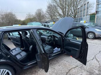 Skoda Superb 2.0 TDI Elegance DSG Euro 5 (s/s) 5dr