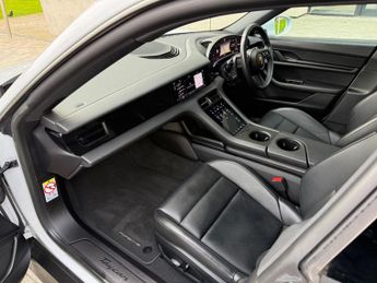 Porsche Taycan Performance Plus 93.4kWh Auto RWD 4dr (11kW Charger)