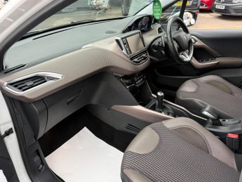 Peugeot 2008 1.6 e-HDi Allure EGC Euro 5 (s/s) 5dr