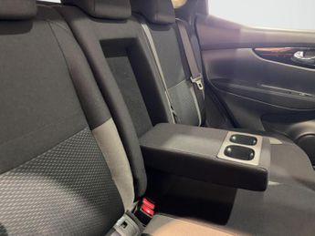 Nissan Qashqai 1.3 DIG-T N-Connecta DCT Auto Euro 6 (s/s) 5dr