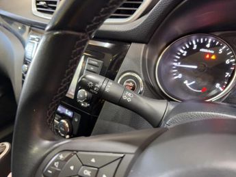 Nissan Qashqai 1.3 DIG-T N-Connecta DCT Auto Euro 6 (s/s) 5dr