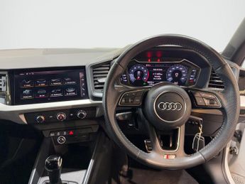 Audi A1 1.0 TFSI 30 S line Sportback S Tronic Euro 6 (s/s) 5dr