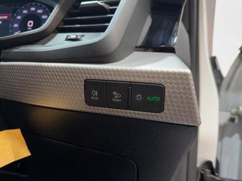 Audi A1 1.0 TFSI 30 S line Sportback S Tronic Euro 6 (s/s) 5dr