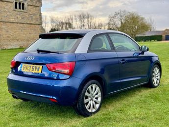 Audi A1 1.4 TFSI Sport S Tronic Euro 5 (s/s) 3dr