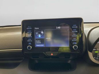 Toyota Yaris 1.5 VVT-h Icon Hatchback 5dr Petrol Hybrid E-CVT Euro 6 (s/s) (1