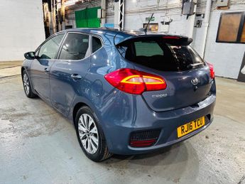 Kia Ceed 1.6 CRDi 3 DCT Euro 6 (s/s) 5dr